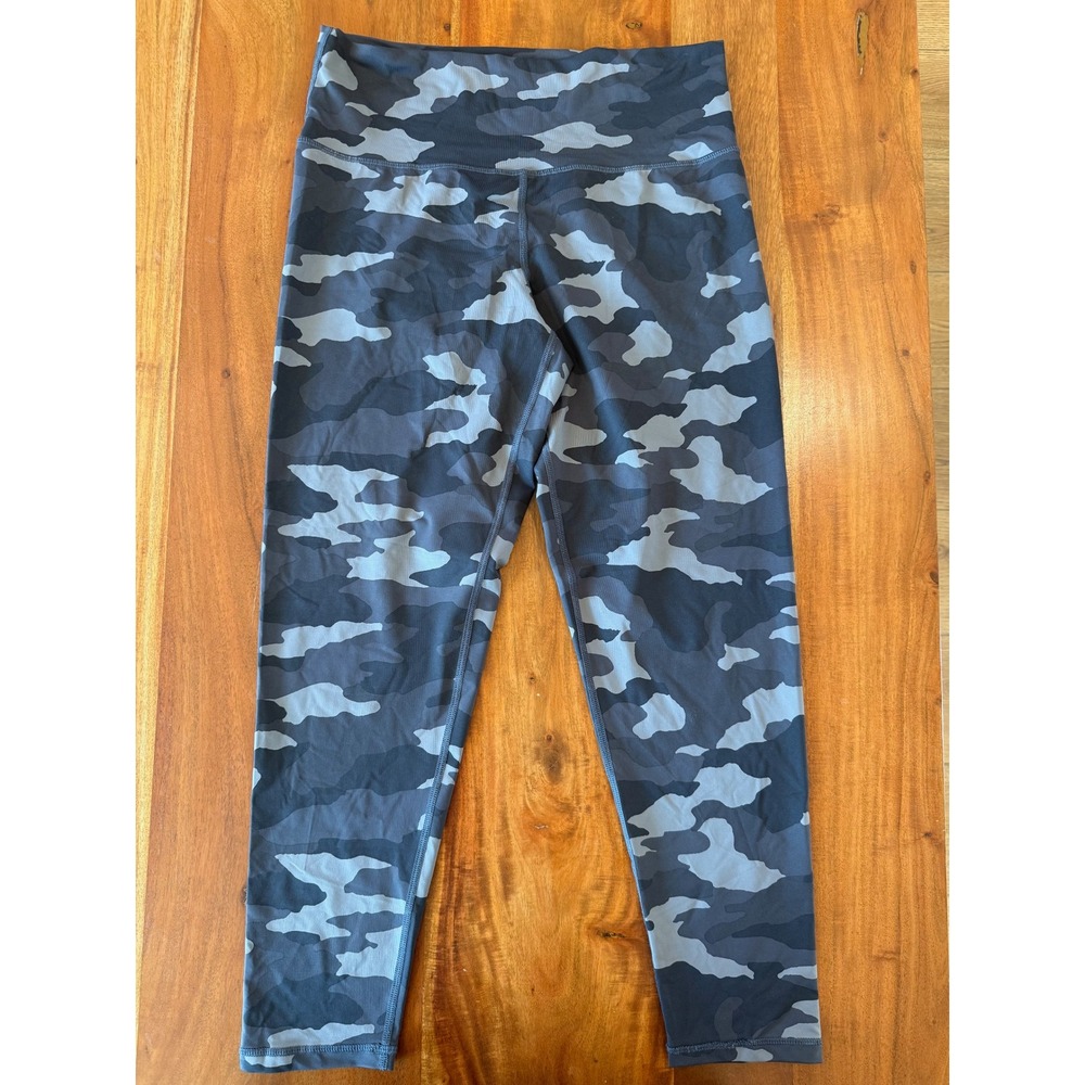 Aerie Chill Play Move‎ Leggings Camo Print size XL
